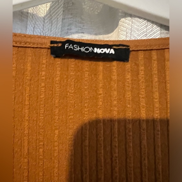 Fashion nova bodysuit - Picture 2 of 4